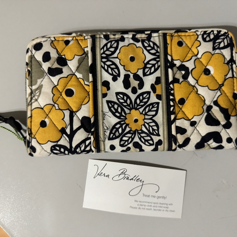 NWT Vera Bradley “Go Wild” Wallet